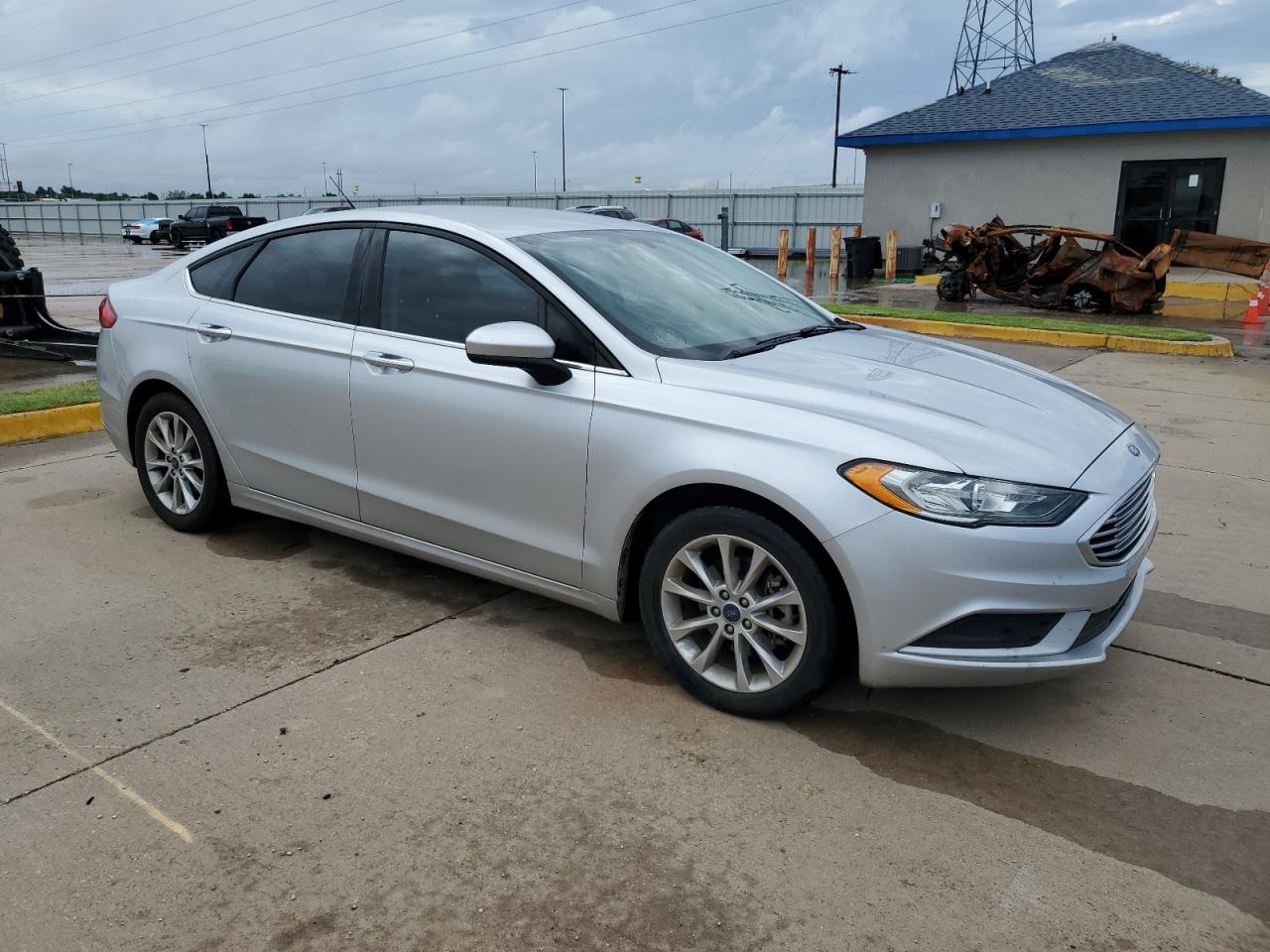 3FA6P0HD9HR246883 2017 Ford Fusion Se