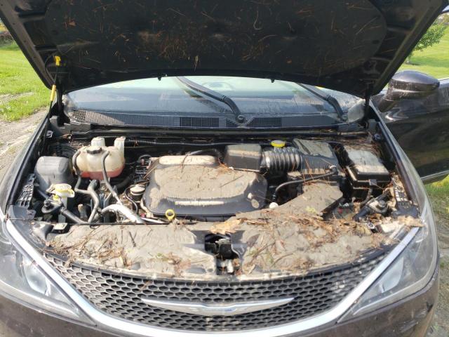 2C4RC1BG8JR124166 2018 CHRYSLER PACIFICA, photo no. 12