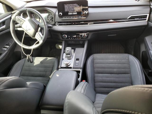 JA4J3UA80NZ048246 Mitsubishi Outlander Se