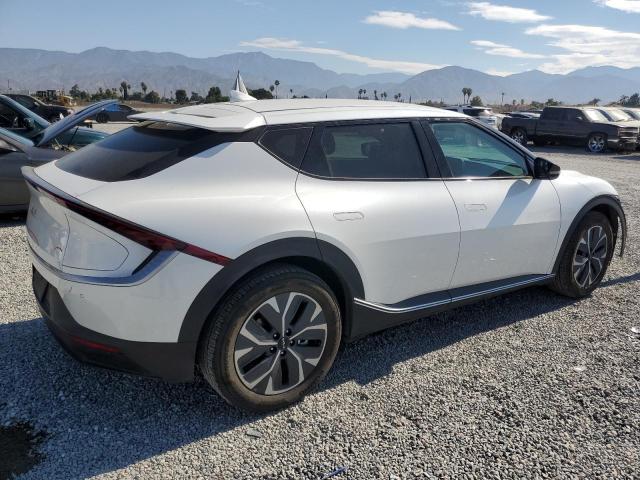 KNDC34LB8N5065455 KIA EV6 LIGHT