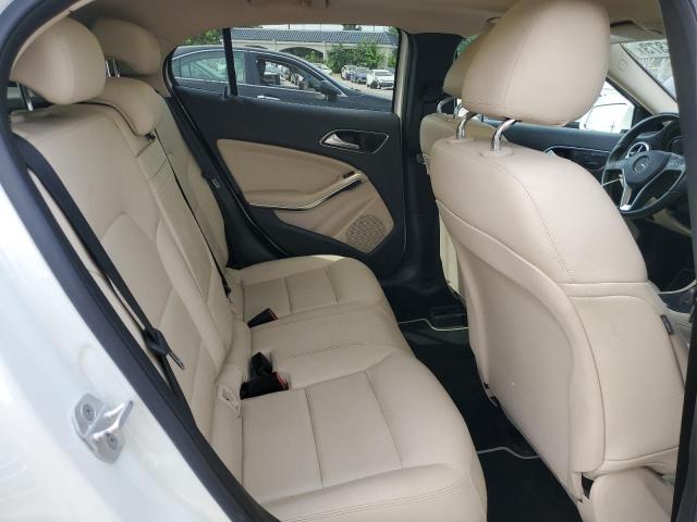 WDCTG4EB4FJ173527 Mercedes-Benz GLA 250