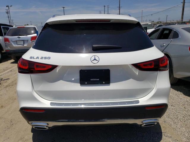 W1N4N4GB2NJ371608 Mercedes-Benz GLA 250