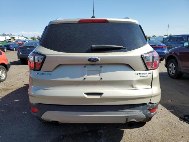 1FMCU9JD0HUC47929 Ford Escape Titanium