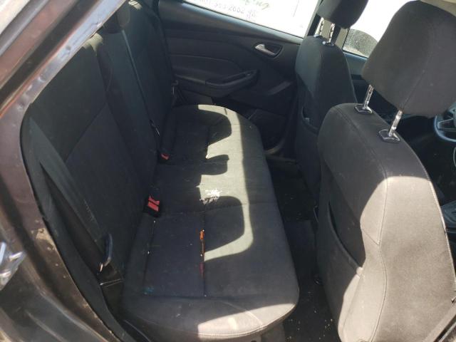 1FADP3F21FL275302 Ford FOCUS SE