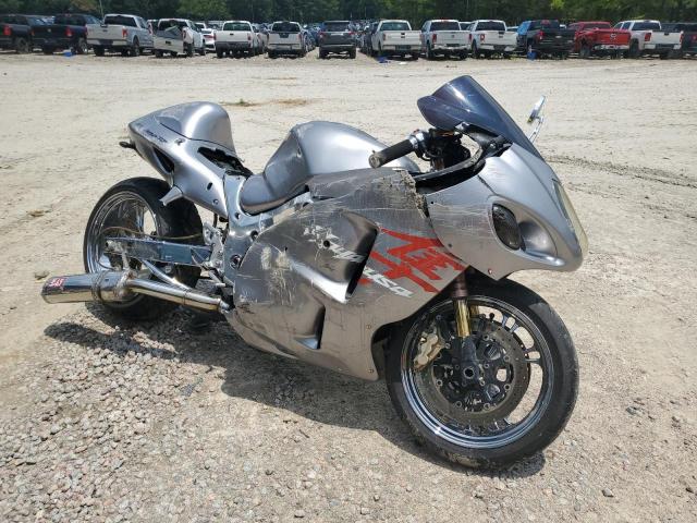 2004 SUZUKI GSX1300 R - JS1GW71A642100685