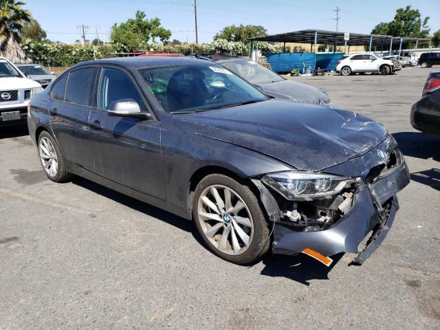 WBA8A3C5XJA492330 BMW 320 XI