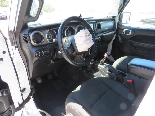 1C4HJXDG8JW201398 Jeep Wrangler Unlimited Sport