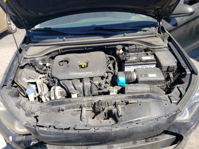 5NPD84LF7JH266721 Hyundai ELANTRA SEL