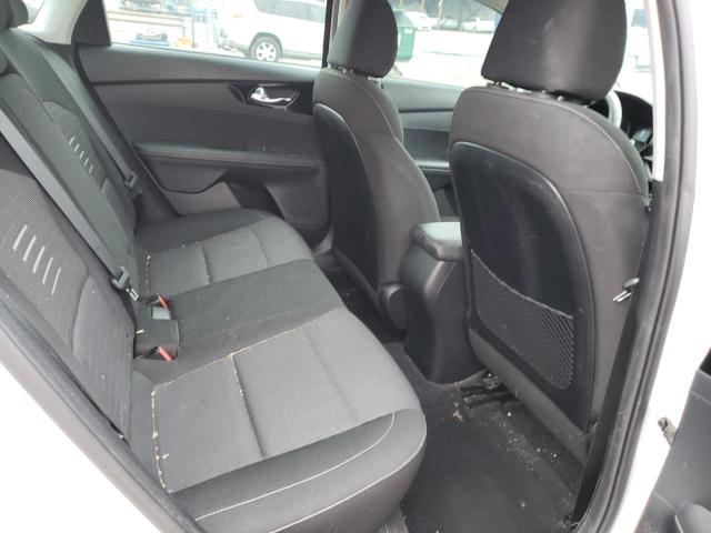 3KPF34AD7KE014918 KIA Forte Gt Line