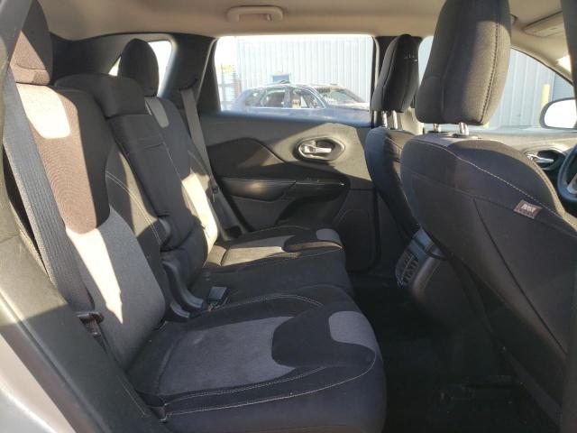 1C4PJMAB5FW764127 Jeep Cherokee Sport