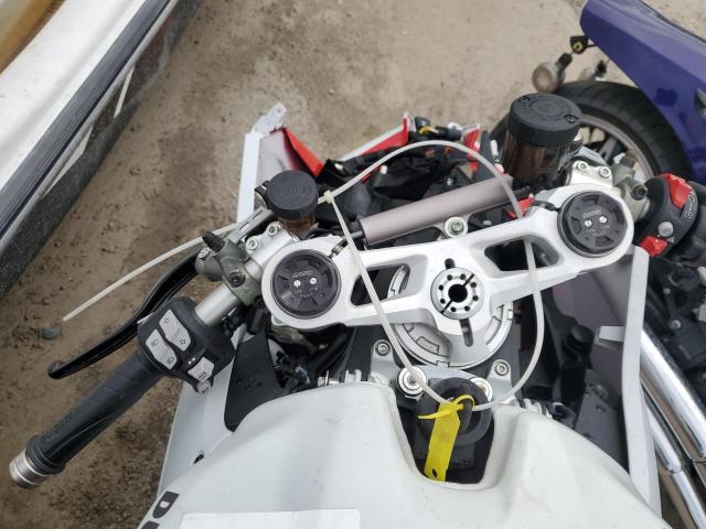 2022 DUCATI PANIGALE V ZDMHAATW1NB005844