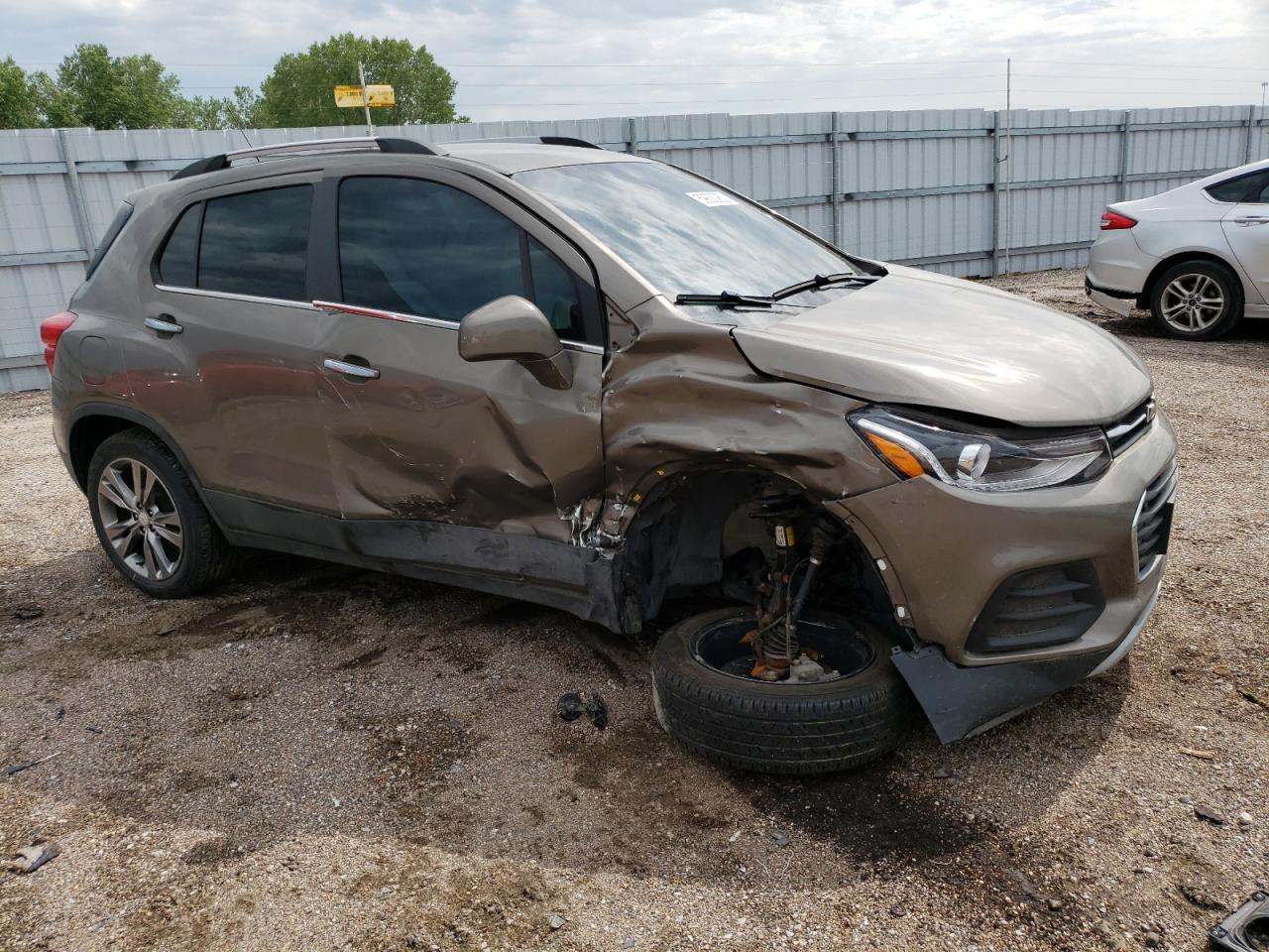 KL7CJPSB4LB344759 Chevrolet Trax 1LT 4