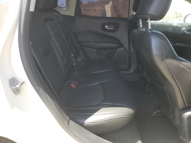 3C4NJCBB5JT339473 Jeep Compass Latitude