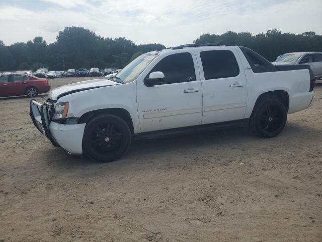 2011 Chevrolet Avalanche LS