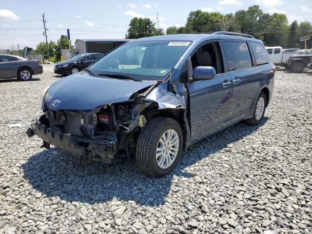 2015 Toyota Sienna XLE