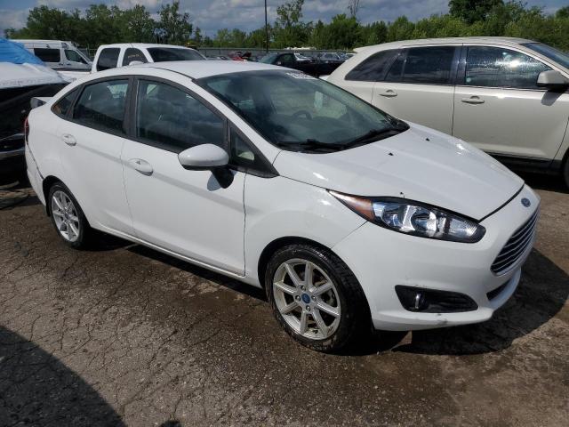 3FADP4BJ2KM148733 Ford Fiesta SE 4