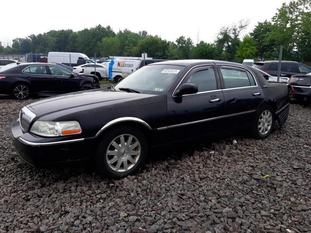 2011 Lincoln Town Car Signature Limited