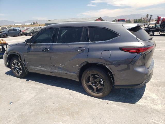 VIN 5TDHZRAH8NS548236 2022 Toyota Highlander, Xle no.2