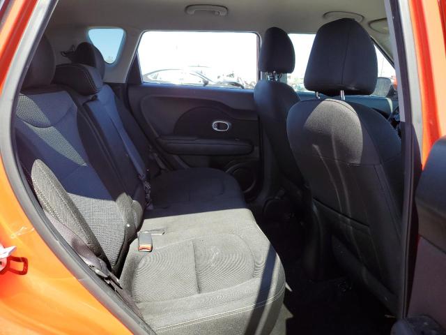 KNDJP3A55J7623568 KIA SOUL +