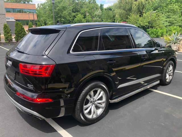 WA1LAAF78HD046629 2017 AUDI Q7, photo no. 3