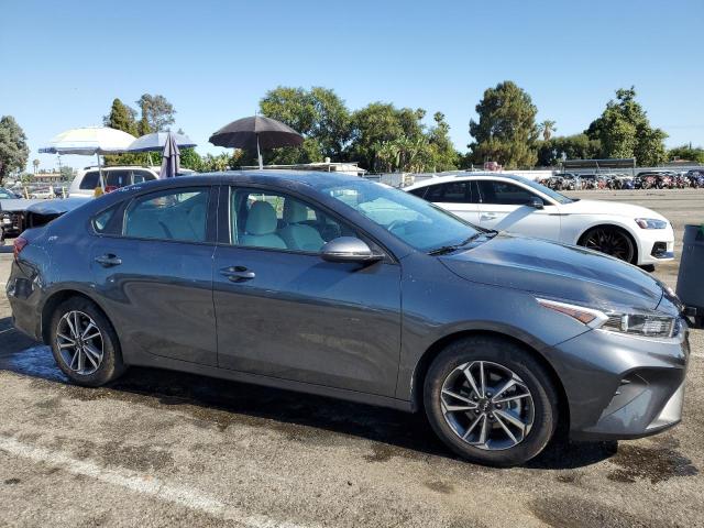 3KPF24AD1PE580583 KIA FORTE LX