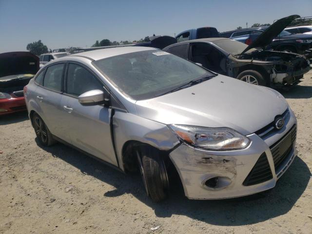 1FADP3F27EL271575 Ford FOCUS SE