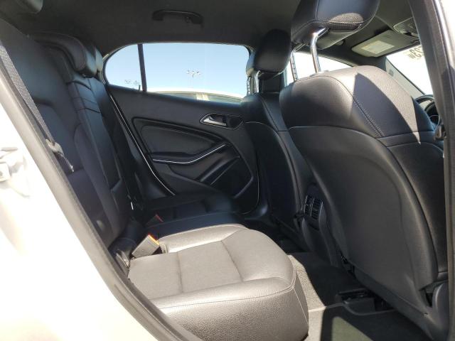 WDCTG4GB4JJ436802 Mercedes-Benz Gla 250 4matic