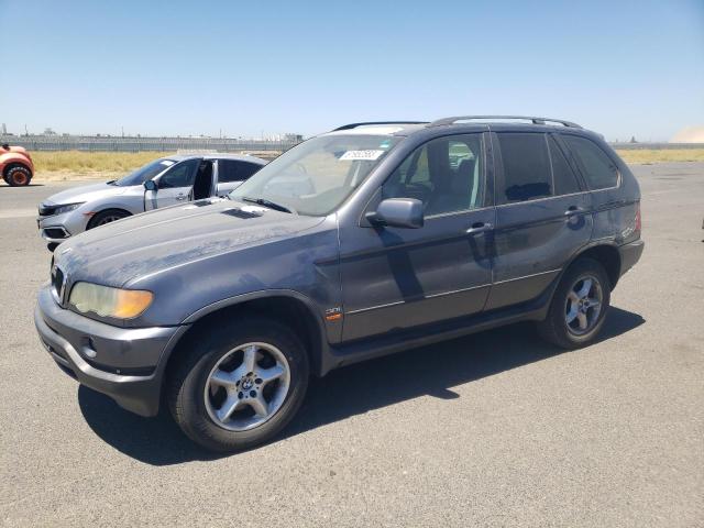 2002 BMW X5 3.0i