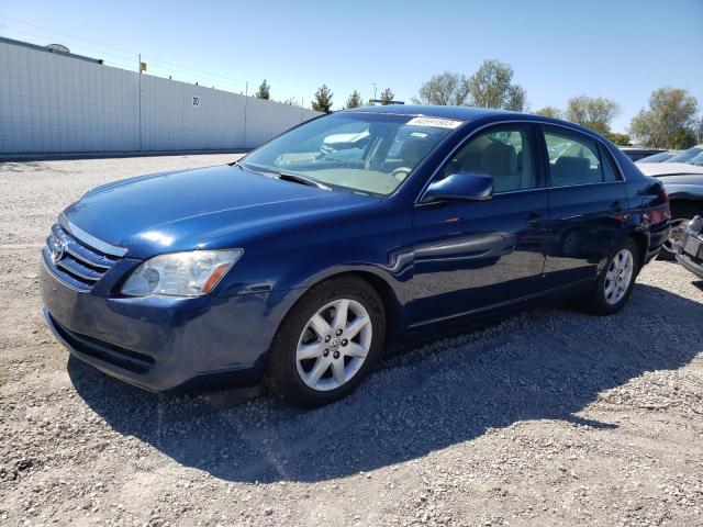 2005 Toyota Avalon XL