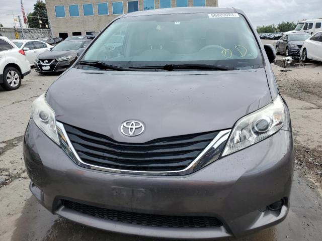 5TDKA3DC9CS015643 2012 TOYOTA SIENNA, photo no. 5