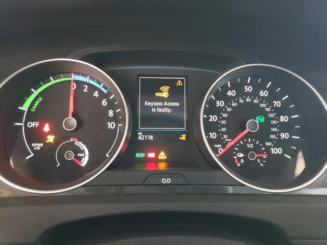 2017 VOLKSWAGEN E-GOLF SE - WVWKR7AU0HW953731