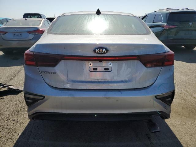 3KPF24AD3ME406459 KIA FORTE FE