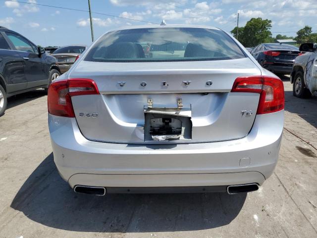 YV149MFM4F2354006 Volvo S60 Platinum