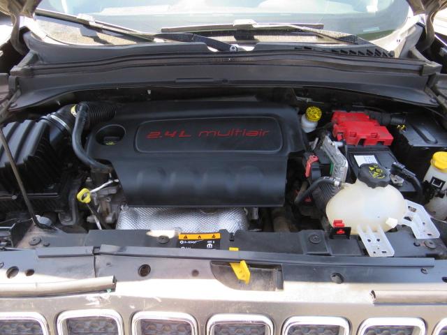 ZACNJBBB9KPK03783 Jeep Renegade Latitude