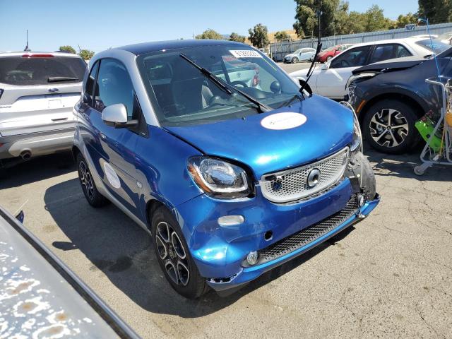 VIN WMEFJ9BA5JK325123 2018 Smart Fortwo no.4