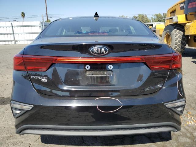 3KPF24AD2KE097466 KIA FORTE FE