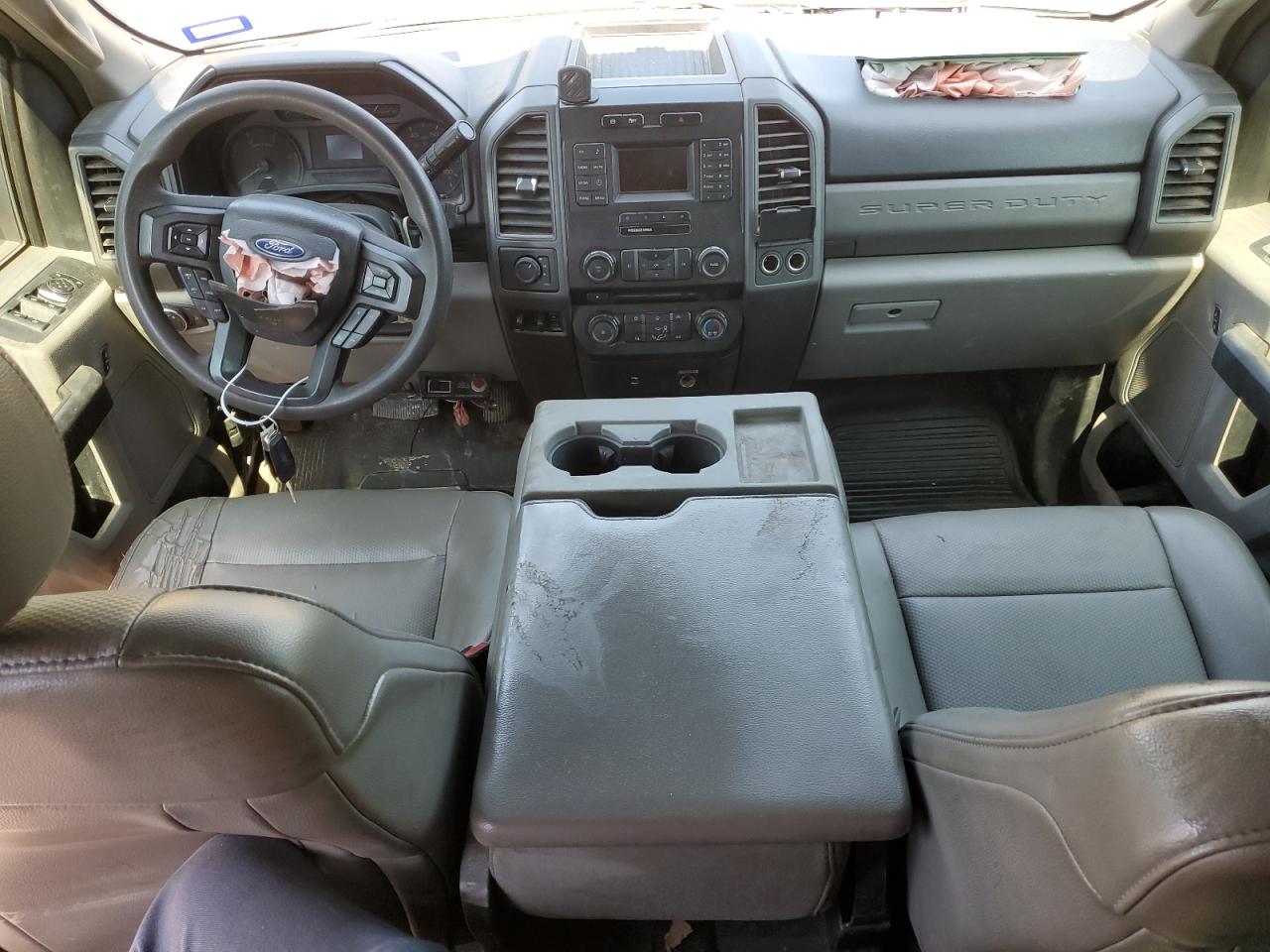 FORD F-550 SUPER DUTY