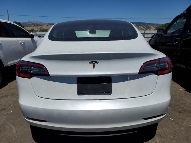 5YJ3E1EA3PF458228 Tesla MODEL 3