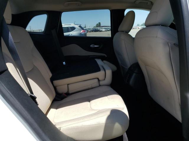 1C4PJMCS3HW531296 Jeep Cherokee Latitude