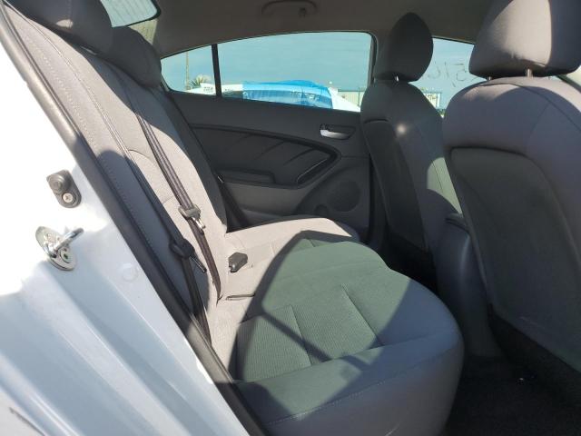3KPFK4A72JE269097 KIA FORTE LX