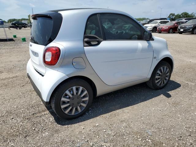 WMEFJ5DA8HK169899 | 2017 SMART FORTWO