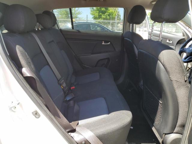KNDPBCAC4E7549721 KIA Sportage Lx