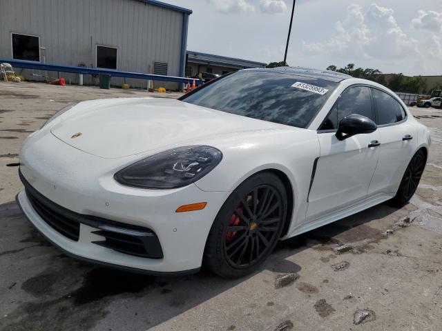 2017 Porsche Panamera 