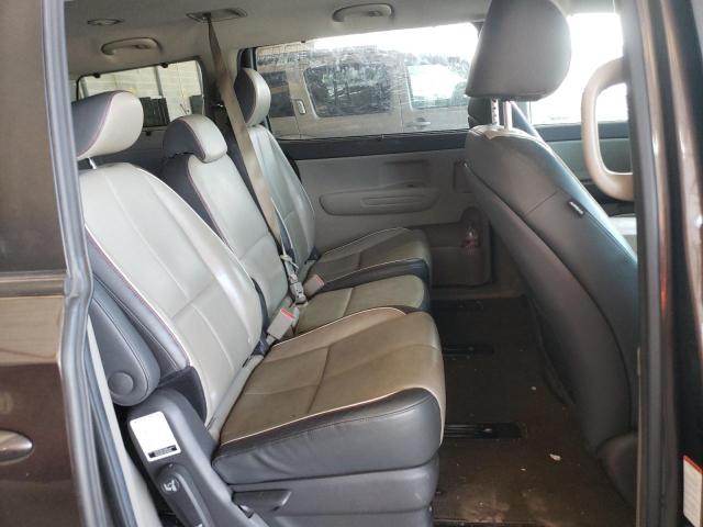 KNDMB5C16J6386418 KIA SEDONA LX