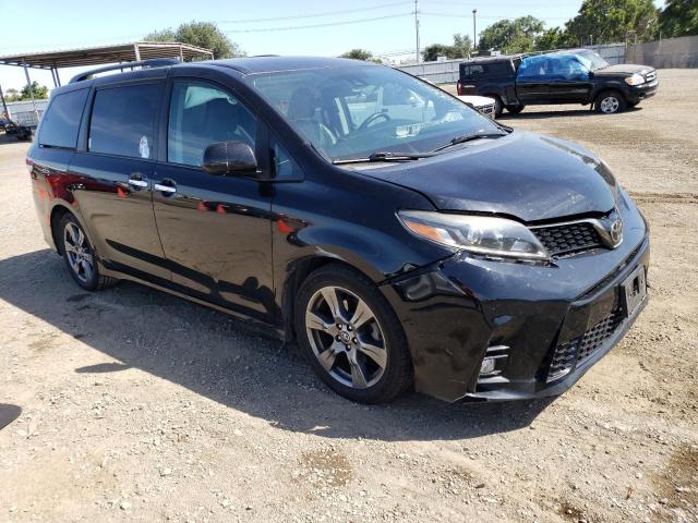 5TDXZ3DC1JS961229 2018 TOYOTA SIENNA, photo no. 4