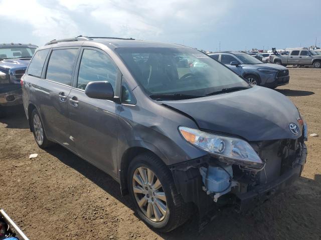 5TDJK3DC1FS101395 Toyota SIENNA LE