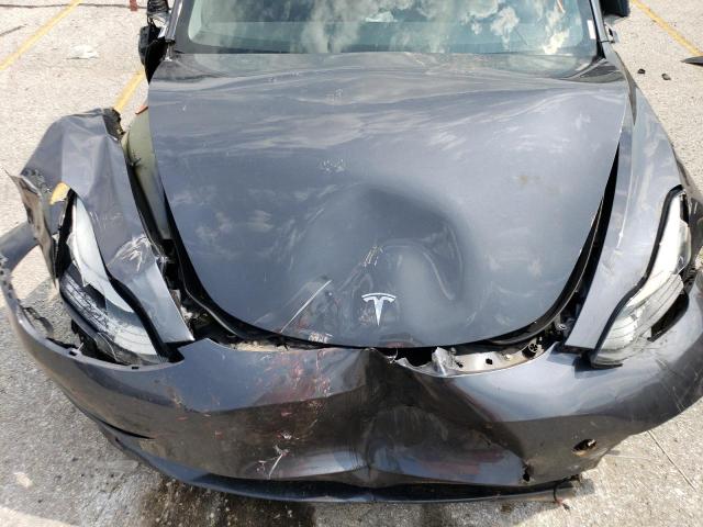 5YJ3E1EB3JF091055 Tesla MODEL 3