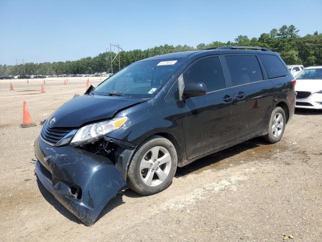 2017 Toyota Sienna LE