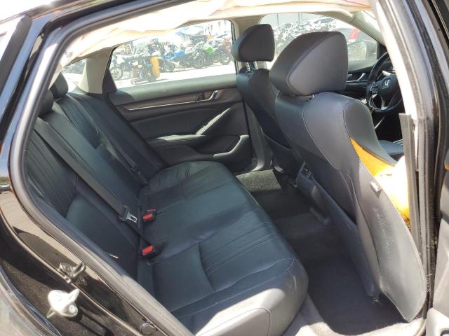 1HGCV2F98JA012992 Honda Accord Touring