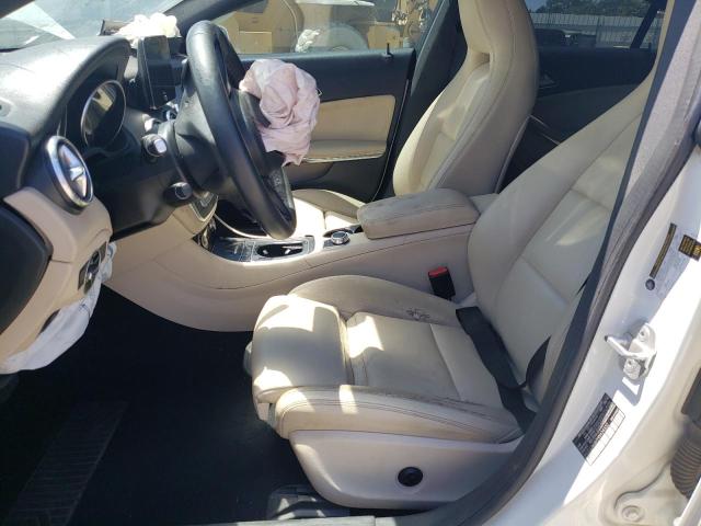 WDDSJ4EB7HN434332 Mercedes-Benz CLA 250
